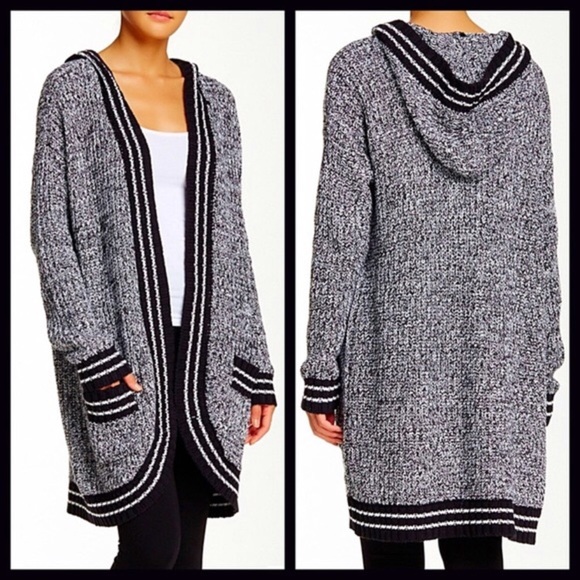 Romeo & Juliet Couture Sweaters - Romeo & Juliet Couture Hooded Duster Cardigan